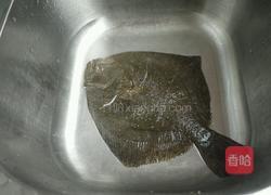 蚝汁蒸多宝鱼的做法图解1