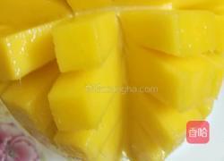 香浓芒果奶昔的做法图解3