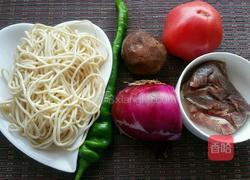 新疆炒拉条子的做法图解1