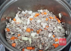 牛肉番茄沙司意大利面的做法图解4