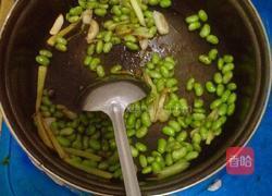 青椒炒毛豆的做法图解4