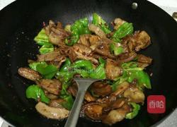 青椒回锅肉的做法图解3