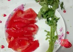 番茄焖鲈鱼的做法图解2