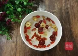 冰糖雪梨炖银耳的做法图解4