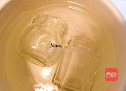 草莓醬的做法图解1