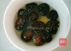 珍珠菇豉油鸡的做法图解2