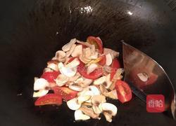 番茄蘑菇笋干面的做法图解4