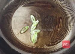 辣白菜炒年糕的做法图解4