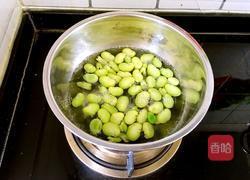 蚕豆炒腊肉的做法图解5