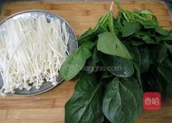 菠菜拌金针菇的做法图解1