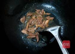 腐乳肉丝炒空心菜梗的做法图解4