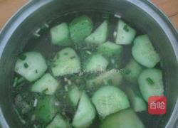 皮蛋黄瓜汤的做法图解4