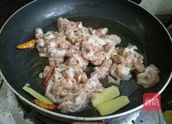 菠萝炒牛肉的做法图解5