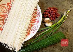 凉拌凉面的做法图解2