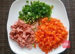 懒人酱油炒饭的做法图解2