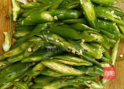 青椒炒五花肉的做法图解3