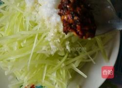 甜辣爽脆莴笋丝的做法图解5