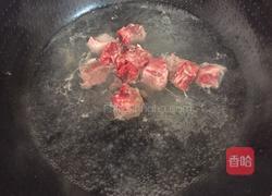 玉米萝卜炖排骨的做法图解2