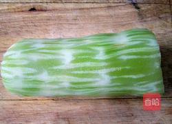 莴笋炒木耳的做法图解1