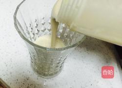 香蕉奶昔的做法图解4