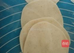 韭菜肉馅饺子的做法图解9