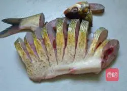 Illustration of how to make braised fish 2