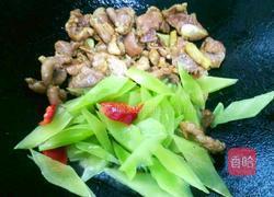 莴笋小炒肉的做法图解5