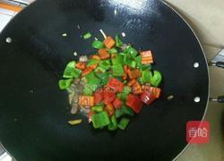 彩椒炒鸡心的做法图解6