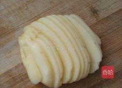 土豆炒洋葱的做法图解2