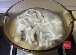 菌菇豆腐汤的做法图解9