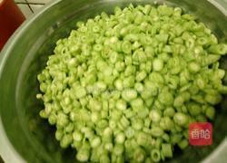 肉末豆角的做法图解2