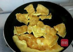 鸡蛋炒韭菜的做法图解4