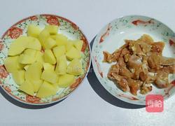 红烧土豆鸡块的做法图解2