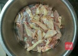 红烧鸭肉的做法图解1