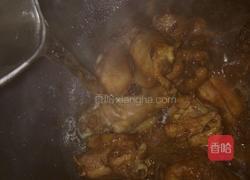 香菇土豆炖鸡肉的做法图解8