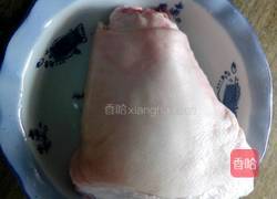 秘制酱肘子的做法图解1