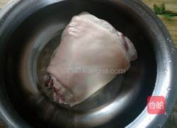秘制酱肘子的做法图解3