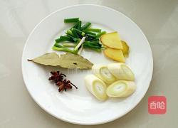 西红柿土豆炖牛肉的做法图解2