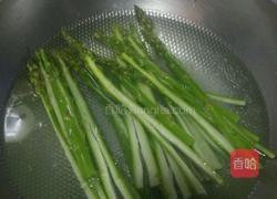 蚝油芦笋的做法图解3