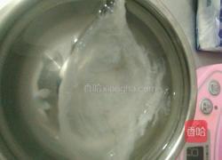 冰糖雪梨燕窝的做法图解2