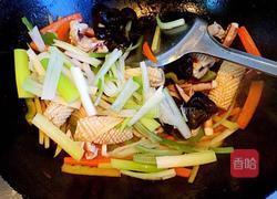 姜葱鱿鱼卷的做法图解13