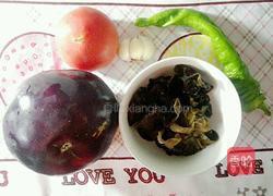 西红柿炒茄子的做法图解1