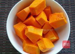 奶香芝麻南瓜饼的做法图解2