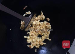 金针菇黄瓜炒鸡蛋的做法图解4