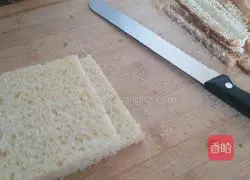 Illustration of how to make ham and egg sandwich 2
