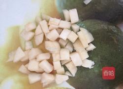 蜂蜜炖雪梨的做法图解1