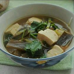 海带丝豆腐汤的做法[图]