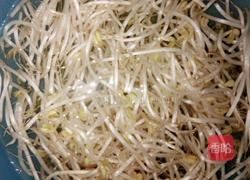 素炒辣味黄豆芽的做法图解1