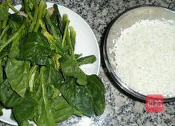 菠菜粥的做法图解1