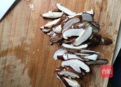 香菇鸡肉粥的做法图解3